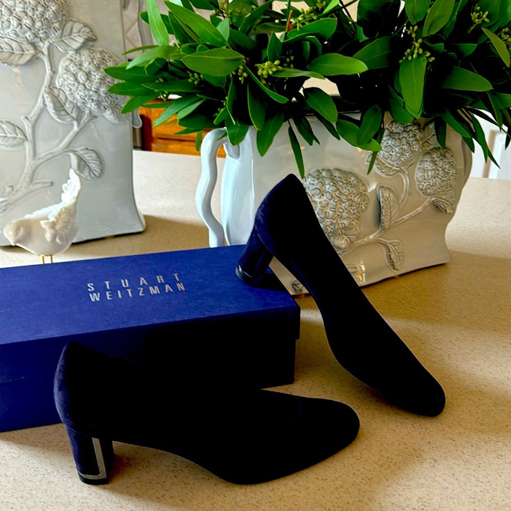 Grape suede heels